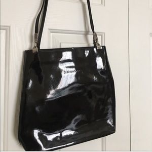Shiny black purse